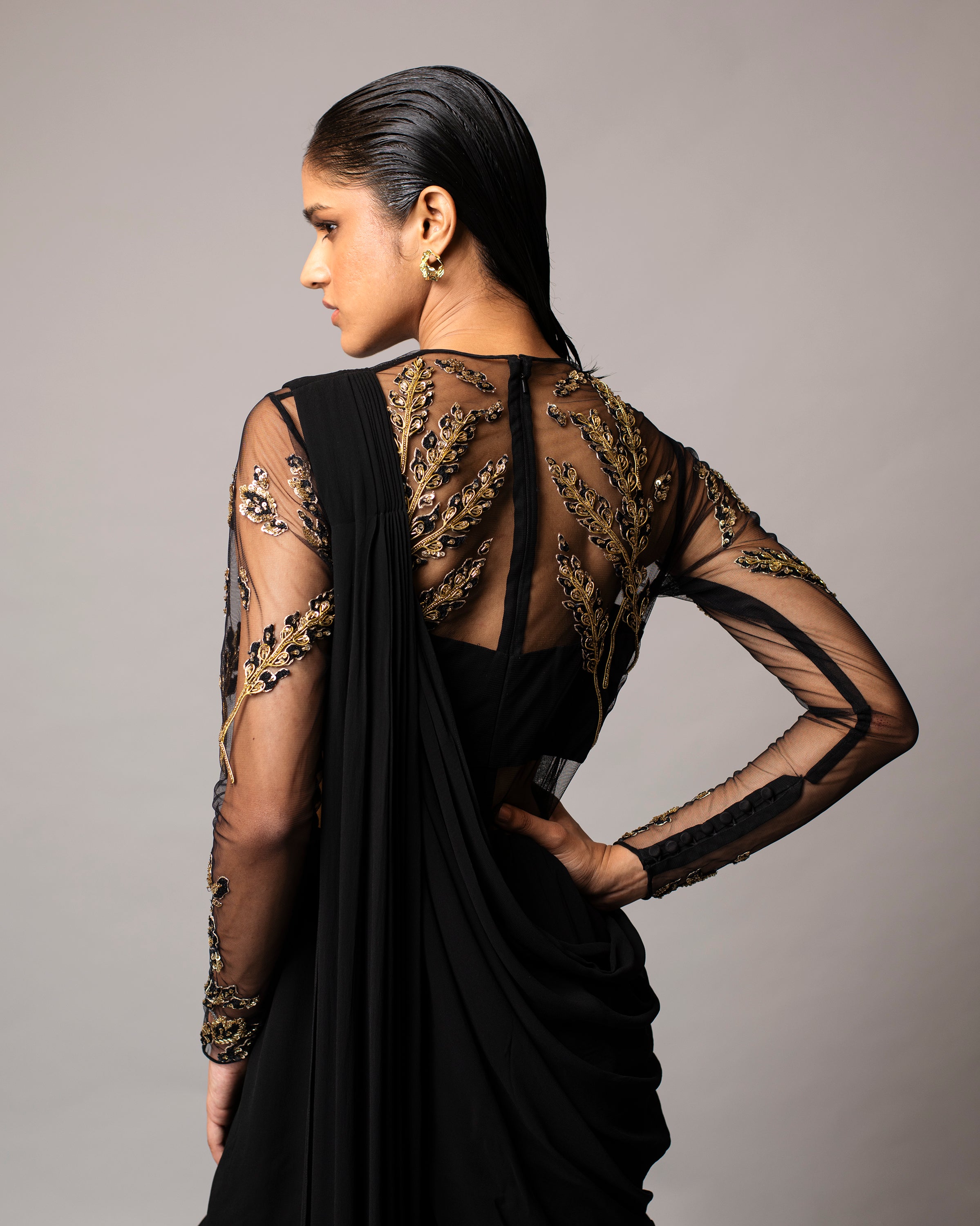 BLOTTED LEAF SAREE GOWN- BLACK