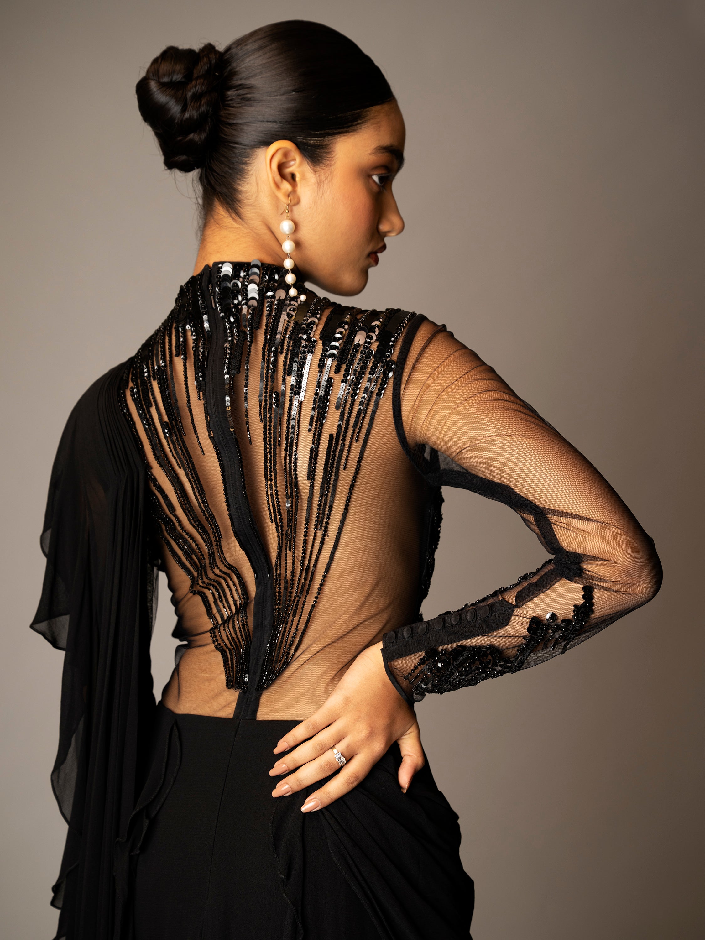 ABSTRACT RADIAL EMBROIDERY SAREE GOWN (BLACK)