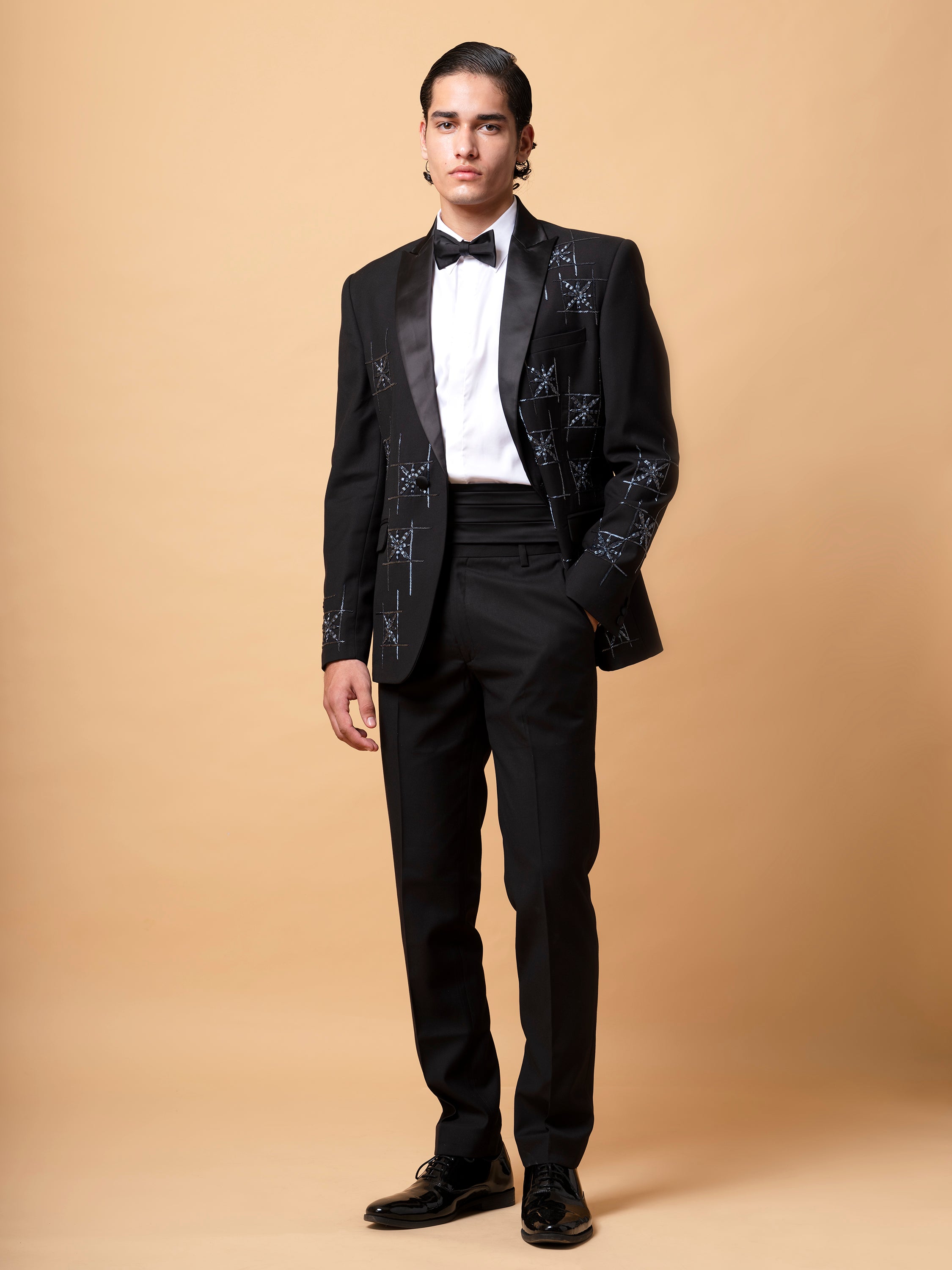 RUNE TUXEDO SET