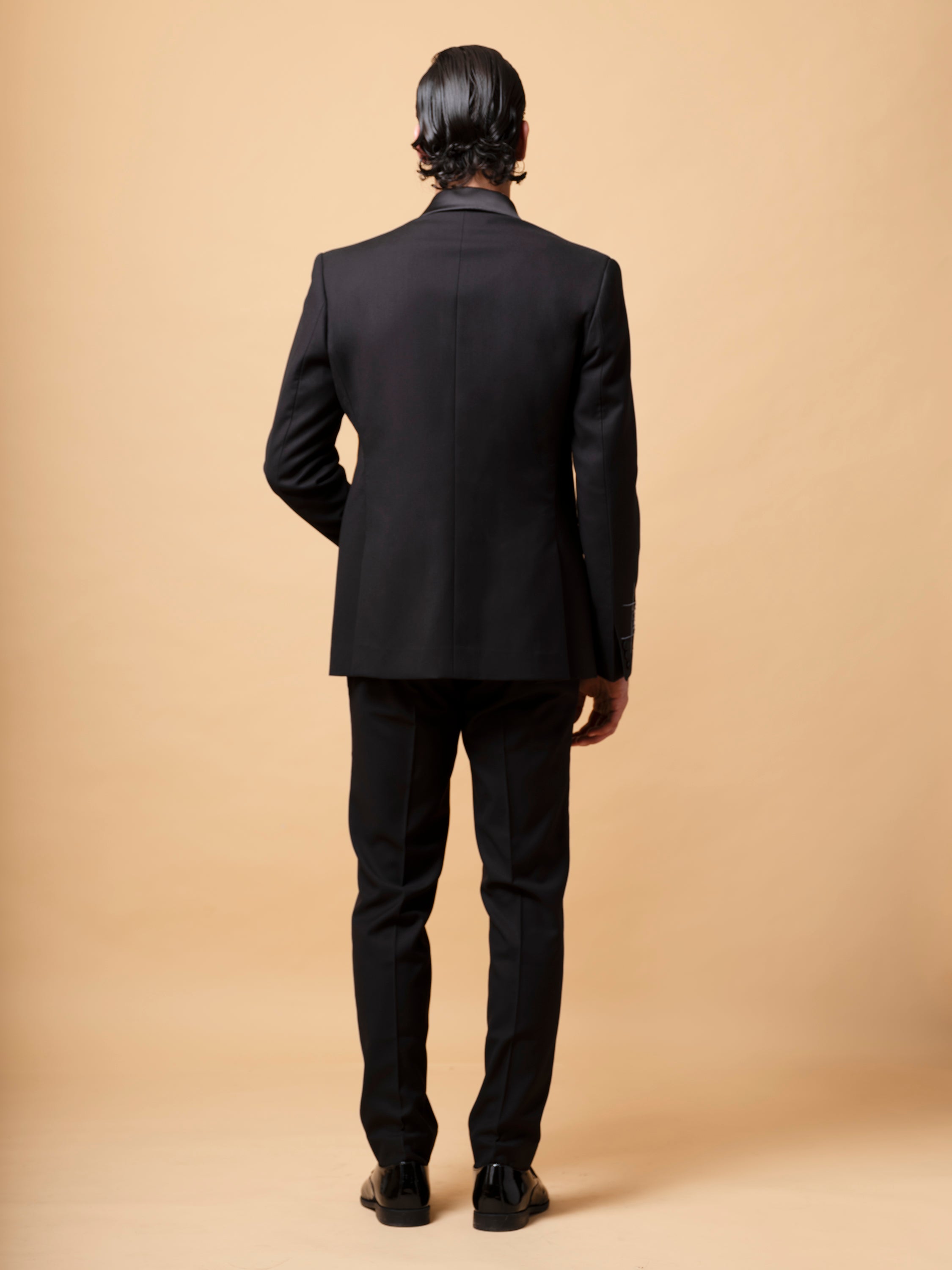 RUNE TUXEDO SET