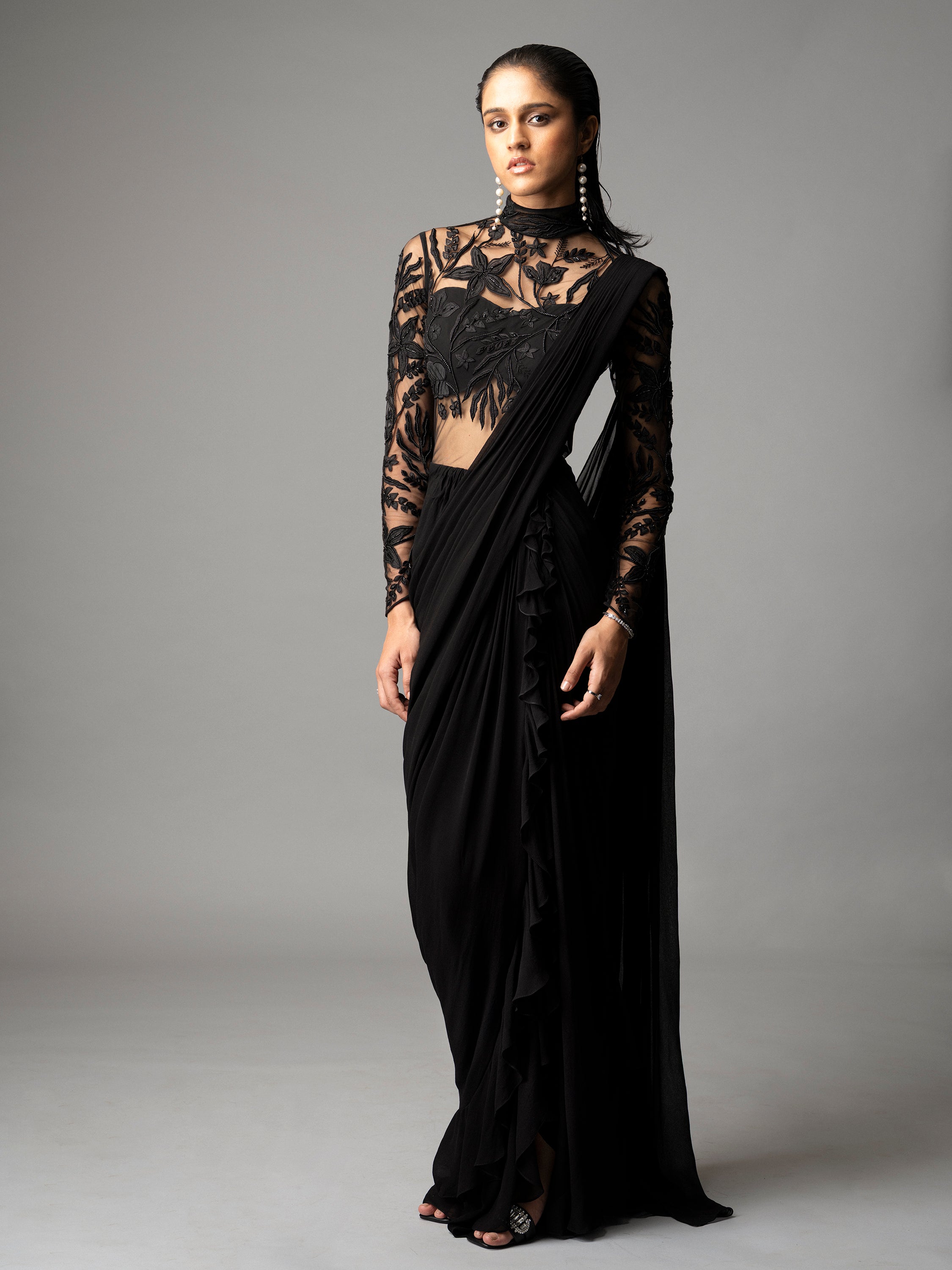 VALE SAREE GOWN (BLACK)