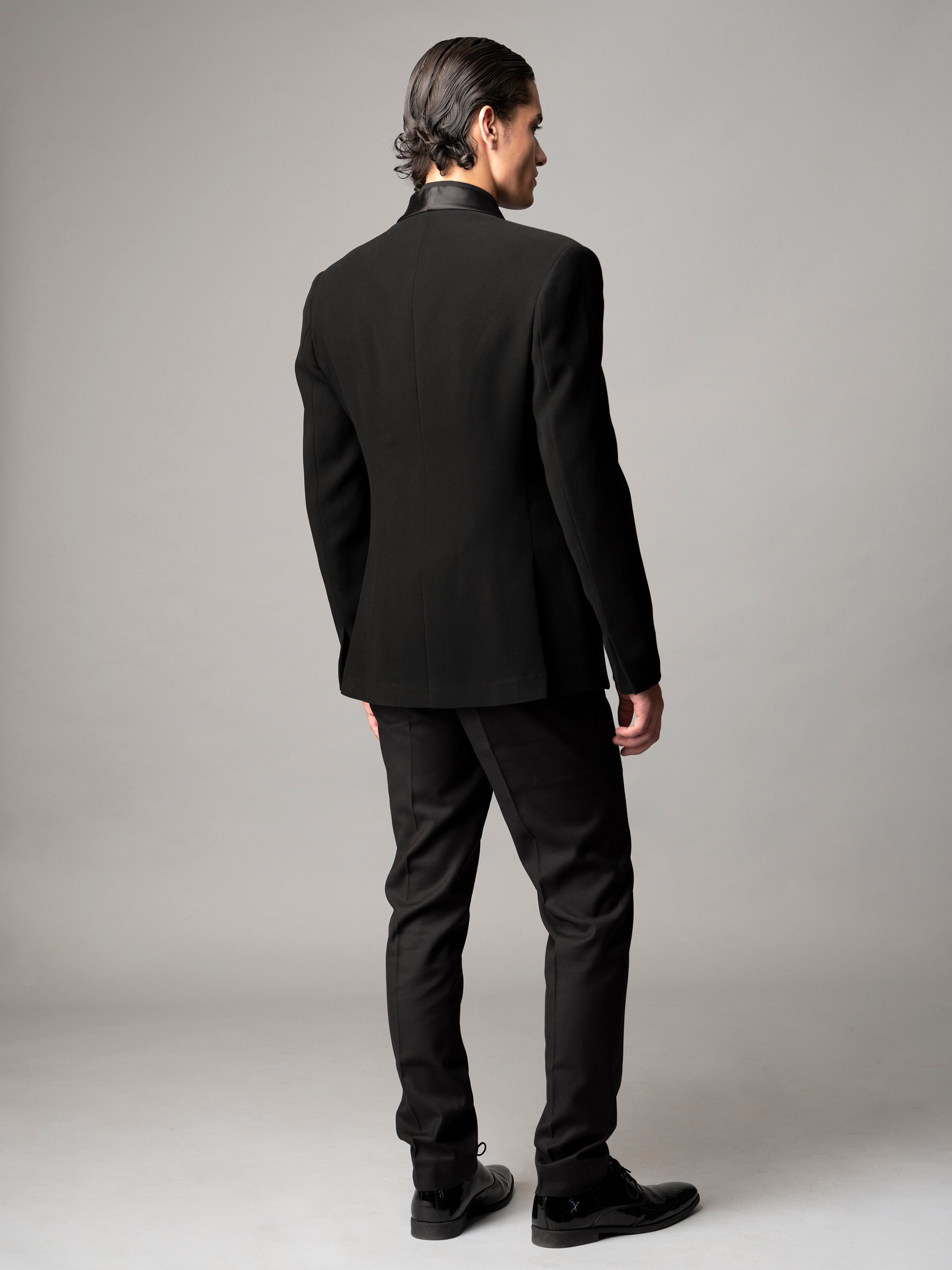 FLORAE TUXEDO SET