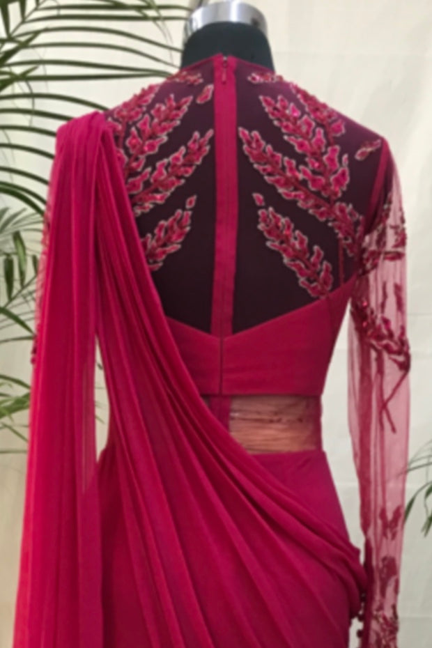 BLOTTED LEAF SAREE GOWN (FUSCHIA PINK)