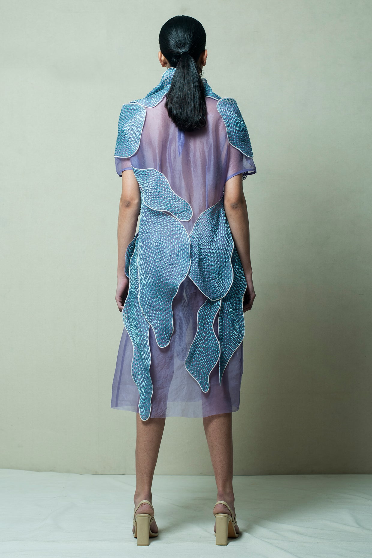 ODYSSEY STATEMENT GOWN
